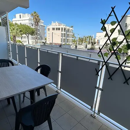 Laureati بيت للعطل