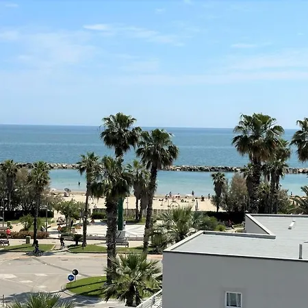 بيت للعطل Laureati سان بنيديتّو ديل ترونتو